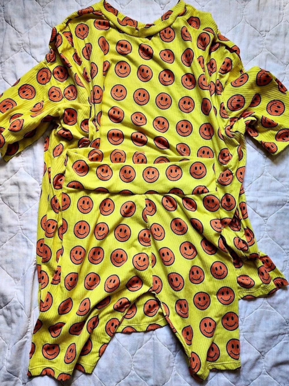 COMFY SMILEY SET - Picture 2 of 2